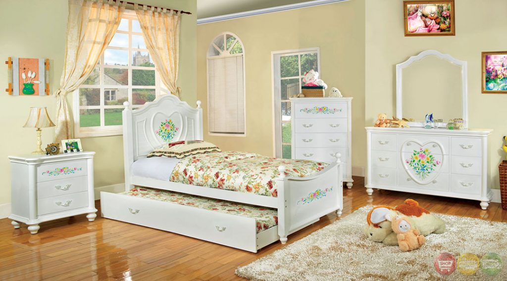 Set Kamar Anak Shabby Chic